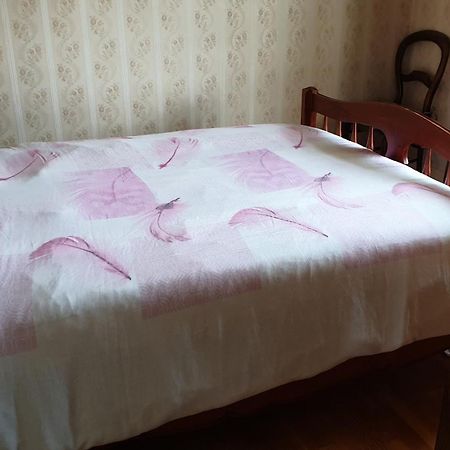 Les Chambres Chez David Риом Экстерьер фото