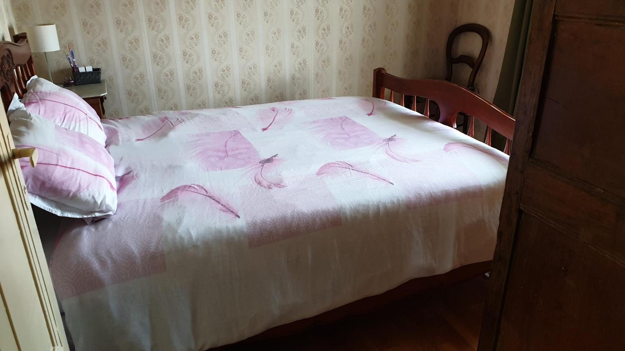 Les Chambres Chez David Риом Экстерьер фото